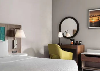 Hampton Inn Sturbridge hotel thumbnail 6