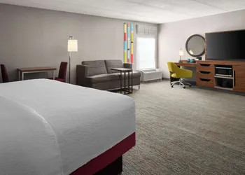 Hampton Inn Sturbridge hotel thumbnail 8