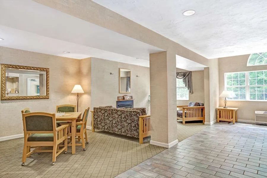 Days Inn by Wyndham Sturbridge hotel detail image 2