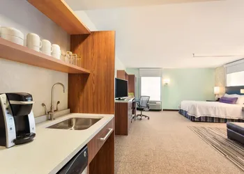 Home2 Suites by Hilton Fargo, ND hotel thumbnail 5