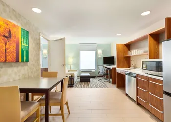 Home2 Suites by Hilton Fargo, ND hotel thumbnail 6