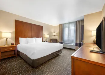 Comfort Inn & Suites Orem - Provo hotel thumbnail 5