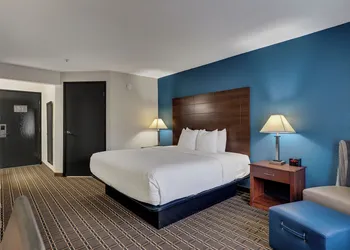 Baymont by Wyndham La Crosse/Onalaska hotel thumbnail 6