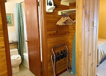 Rocky Mountain Springs Lodge hotel thumbnail 2