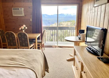 Rocky Mountain Springs Lodge hotel thumbnail 6