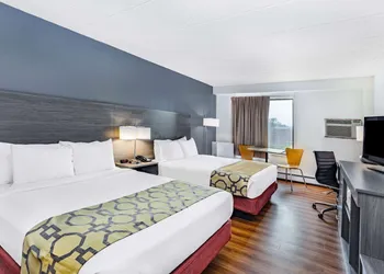 Baymont by Wyndham Gillette hotel thumbnail 7