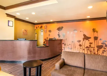 Sleep Inn & Suites Athens South hotel thumbnail 4