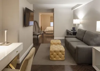 The Manhattan Club hotel thumbnail 8