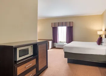 Knights Inn Bunkie hotel thumbnail 8