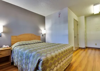 Studio 6 Dallas, TX - Garland - Northeast hotel thumbnail 4