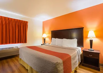 Motel 6 Waterloo, IA - Crossroads Mall - Cedar Falls hotel thumbnail 5