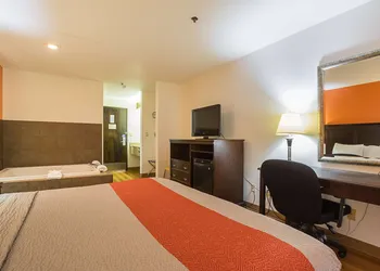 Motel 6 Waterloo, IA - Crossroads Mall - Cedar Falls hotel thumbnail 6