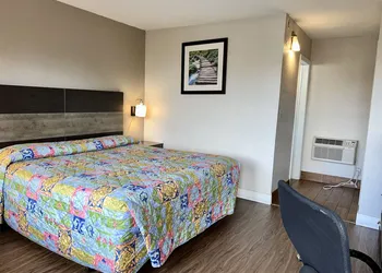 Americas Best Inn and Suites Fort Lauderdale North hotel thumbnail 3