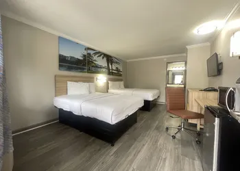 Days Inn by Wyndham Slidell hotel thumbnail 7