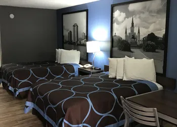 Super 8 by Wyndham Slidell hotel thumbnail 8