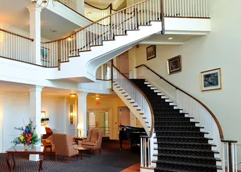 Avon Old Farms Hotel hotel thumbnail 2