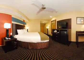 Holiday Inn Express & Suites Laplace by IHG hotel thumbnail 4