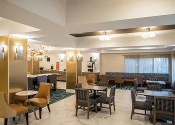 Hampton Inn & Suites Jackson-Coliseum hotel thumbnail 4