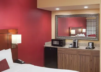 Courtyard by Marriott Jackson hotel thumbnail 8