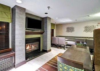 Hampton Inn State College hotel thumbnail 4