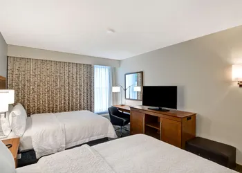 Hampton Inn State College hotel thumbnail 8