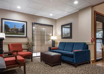 Comfort Suites State College near Penn State hotel thumbnail 2
