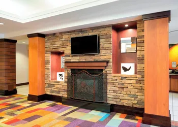 Fairfield Inn & Suites by Marriott State College hotel thumbnail 2