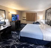 Super 8 by Wyndham Sturgis hotel detail image 3