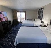 Super 8 by Wyndham Sturgis hotel detail image 4