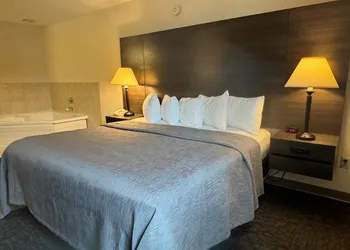 Quality Inn Spearfish I-90 hotel thumbnail 4