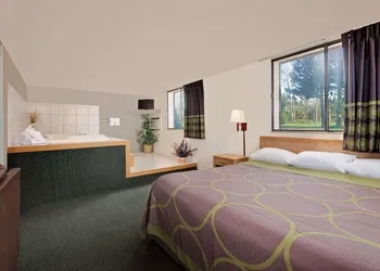 FairBridge Inn & Suites Spearfish hotel thumbnail 5