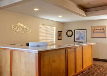Baymont by Wyndham Spearfish hotel thumbnail 2