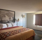 Super 8 by Wyndham Belle Fourche SD hotel detail image 7