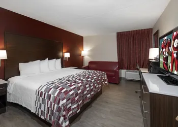 Red Roof Inn Leesburg, VA hotel thumbnail 5