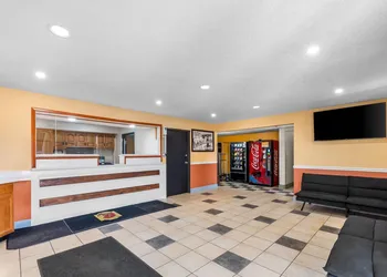 Super 8 by Wyndham Dumfries/Quantico hotel thumbnail 4