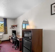 Super 8 by Wyndham Dumfries/Quantico hotel detail image 7