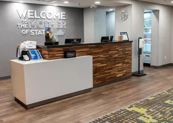 Hampton Inn & Suites Leesburg hotel thumbnail 7