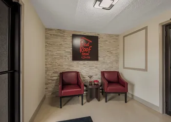 Red Roof Inn & Suites Vineland - Buena hotel thumbnail 2