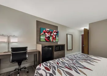 Red Roof Inn & Suites Vineland - Buena hotel thumbnail 8