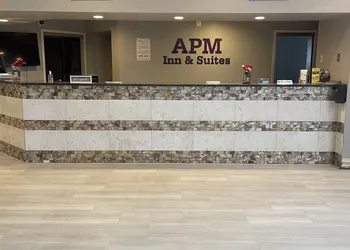 APM Inn and Suites hotel thumbnail 2