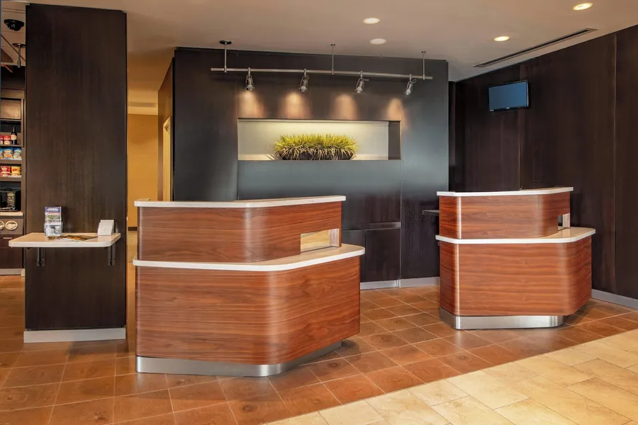 Courtyard Marriott Hagerstown hotel detail image 2