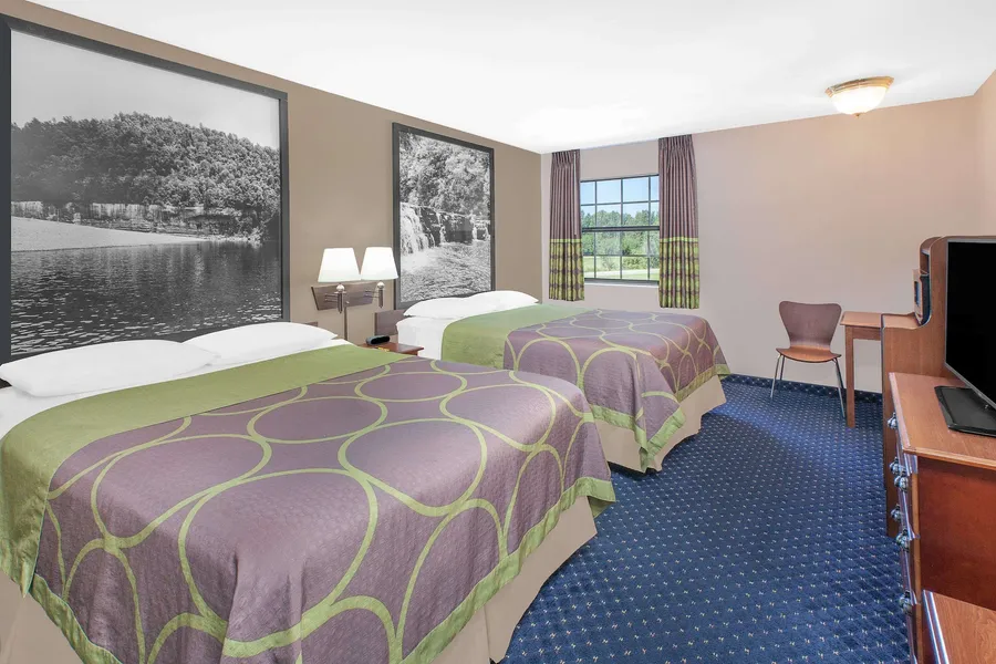 Super 8 by Wyndham Lowell/Bentonville/Rogers Area hotel detail image 6