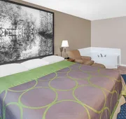 Super 8 by Wyndham Lowell/Bentonville/Rogers Area hotel detail image 7