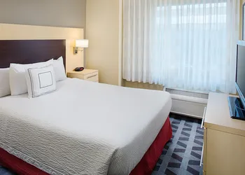 TownePlace Suites by Marriott Fayetteville North hotel thumbnail 4