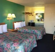 Super 7 Inn Siloam Springs hotel detail image 5