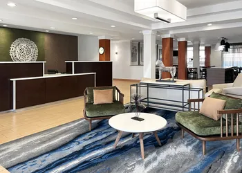 Fairfield Inn & Suites by Marriott Rogers hotel thumbnail 2