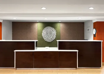 Fairfield Inn & Suites by Marriott Rogers hotel thumbnail 3