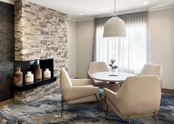 Fairfield Inn & Suites by Marriott Rogers hotel thumbnail 6