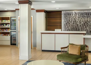 Fairfield Inn & Suites by Marriott Springdale hotel thumbnail 3