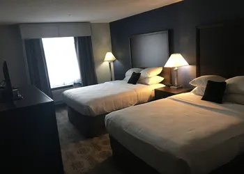 Red Lion Inn & Suites Sequim hotel thumbnail 8